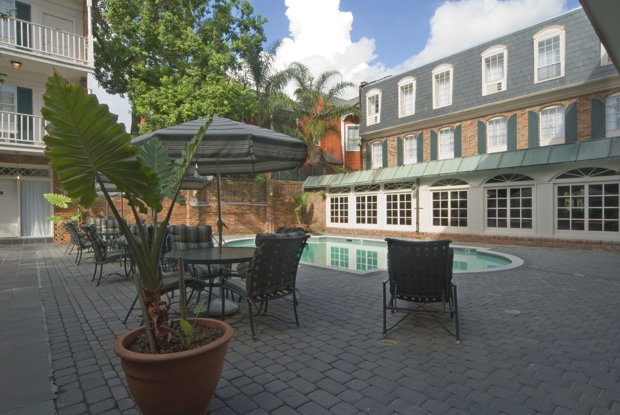 ניו אורלינס Best Western Plus French Quarter Courtyard Hotel מראה חיצוני תמונה